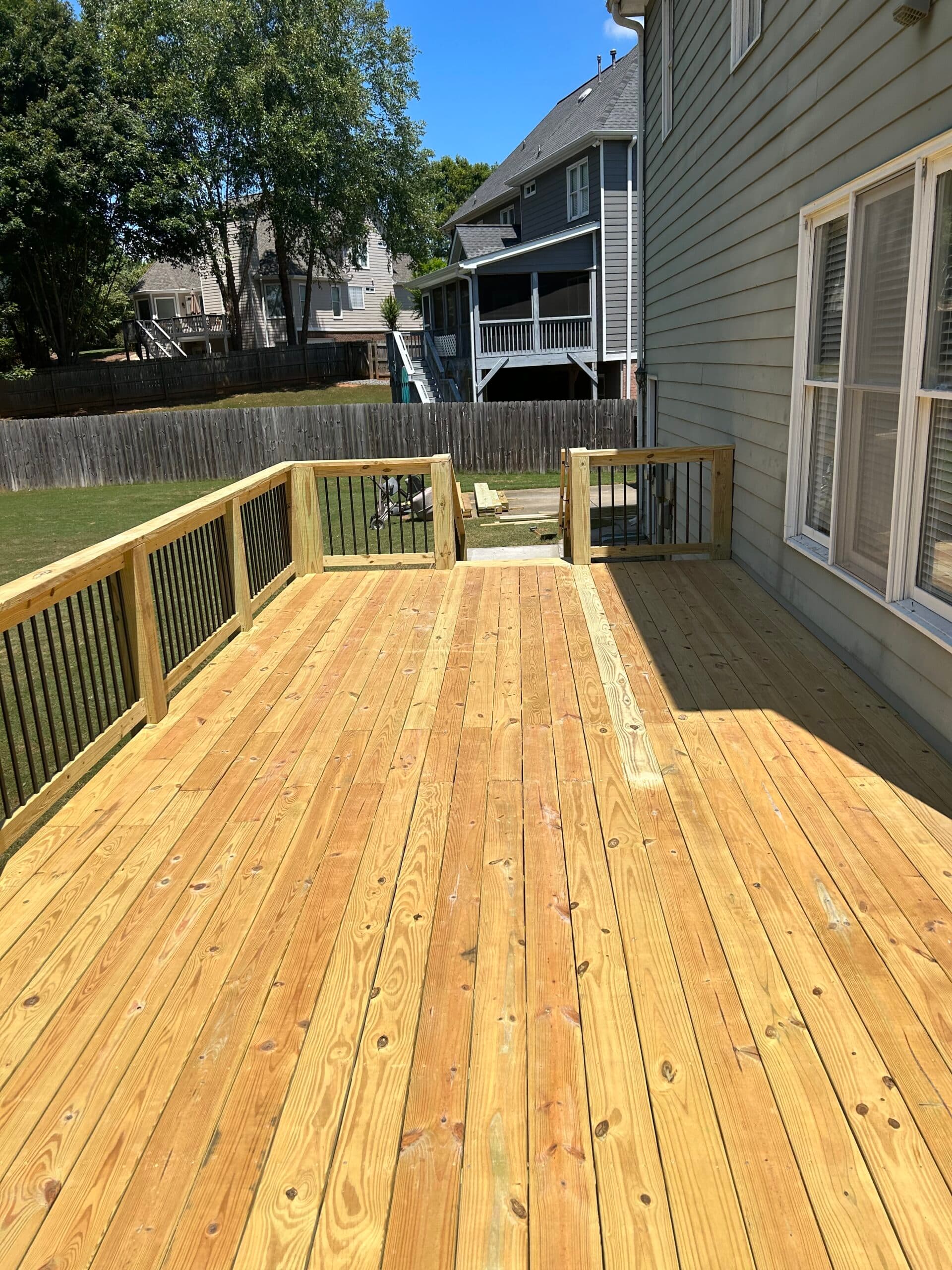 22x16 deck and concrete pad - Image 7