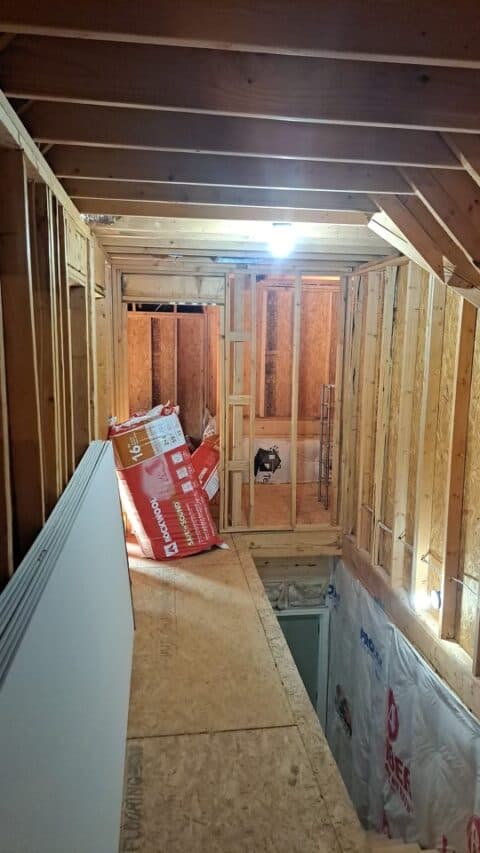 Drywall, insulation and doors - Image 7