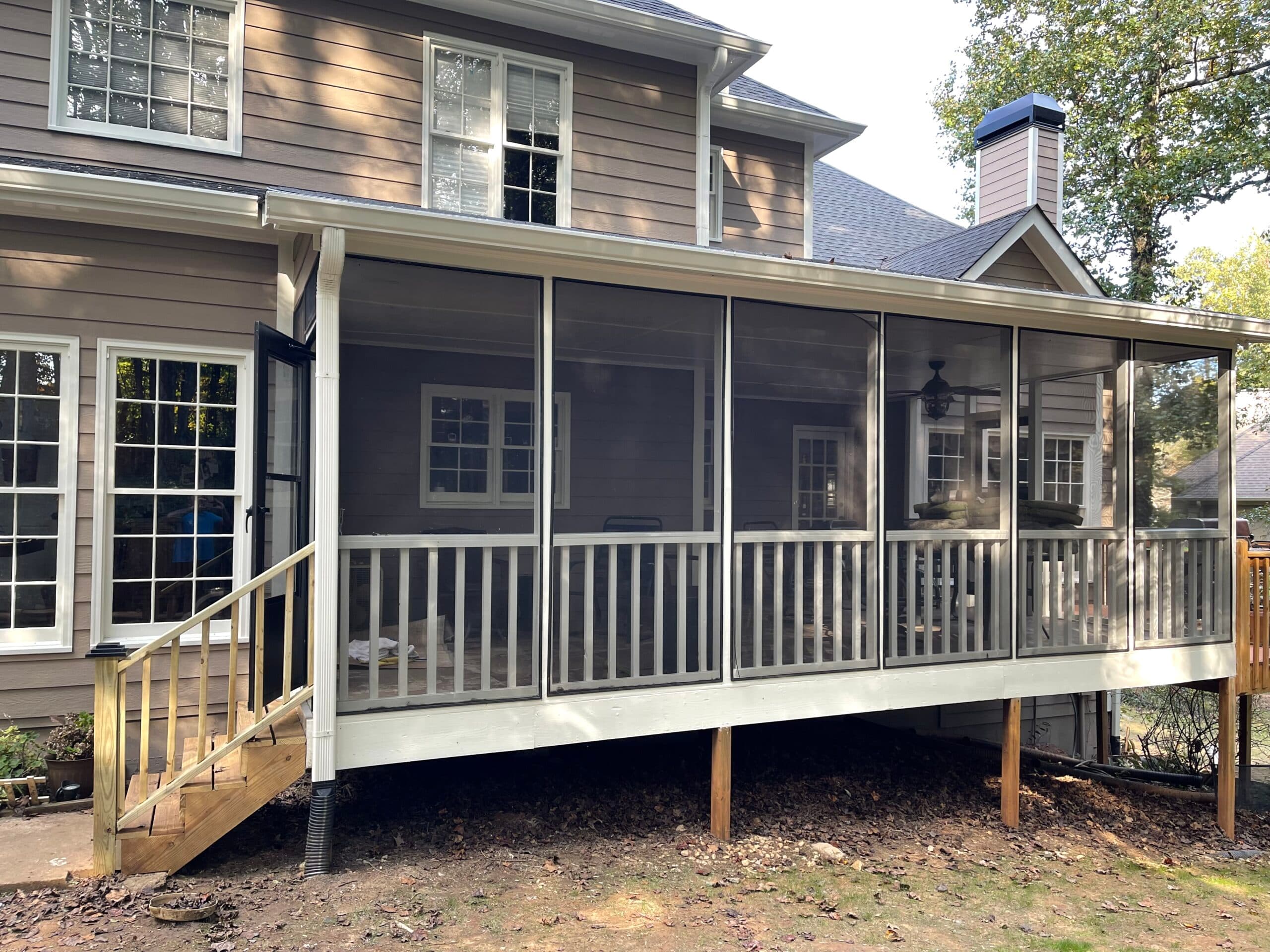 Minor repairs and painted house - Image 9