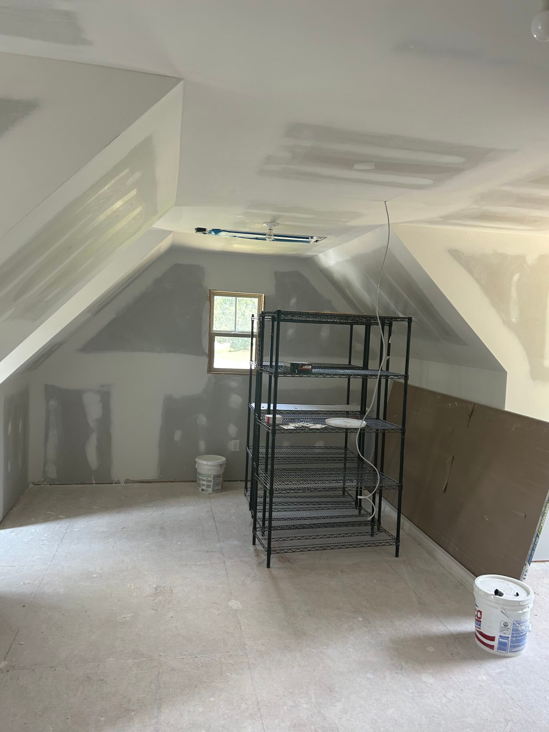 Drywall, insulation and doors - Image 10