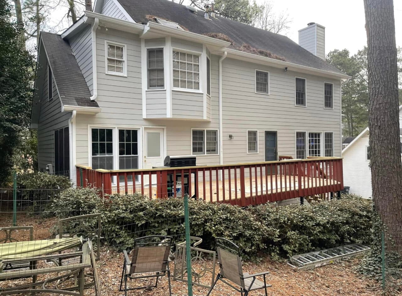 Siding/painting - Image 8