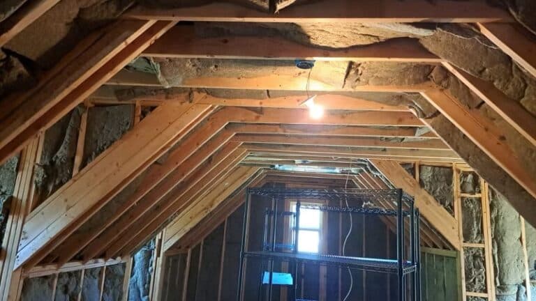 Drywall, insulation and doors - Image 5