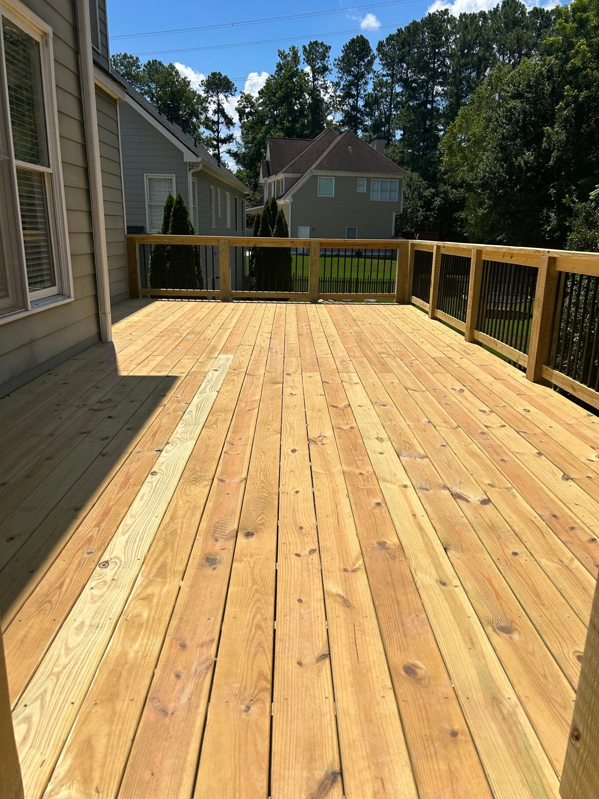 22x16 deck and concrete pad - Image 5