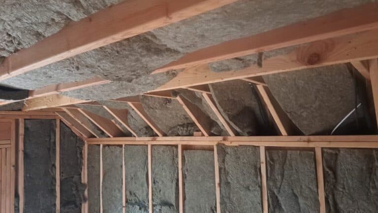 Drywall, insulation and doors - Image 4