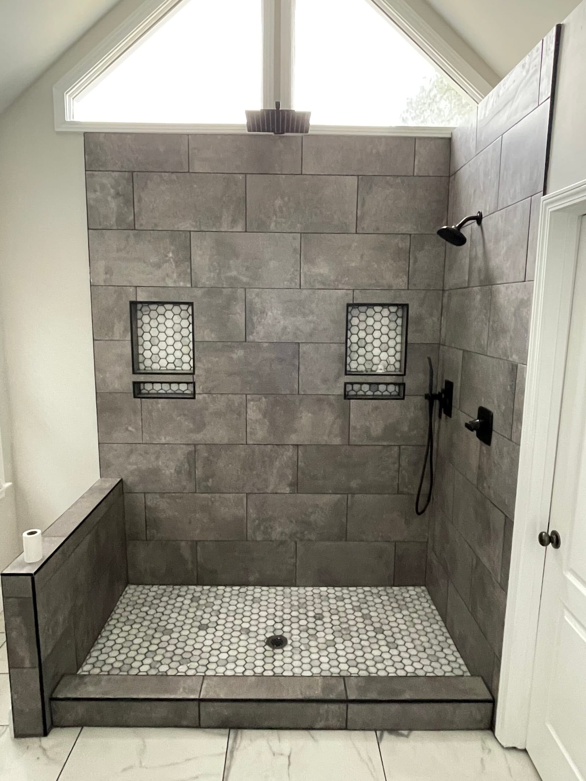 Bathroom remodel - Image 9