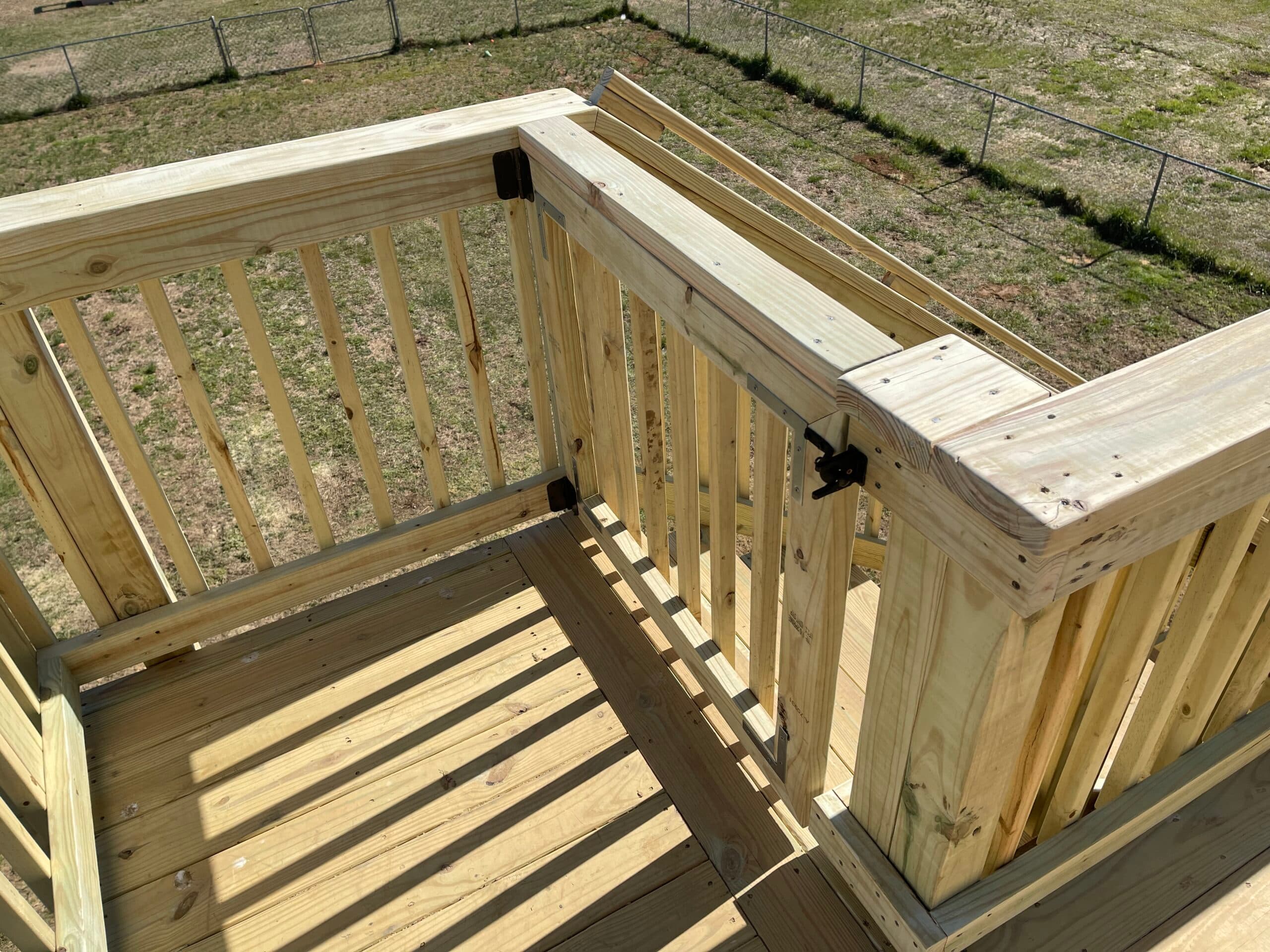 30x14 deck and 12x14 screen porch - Image 7