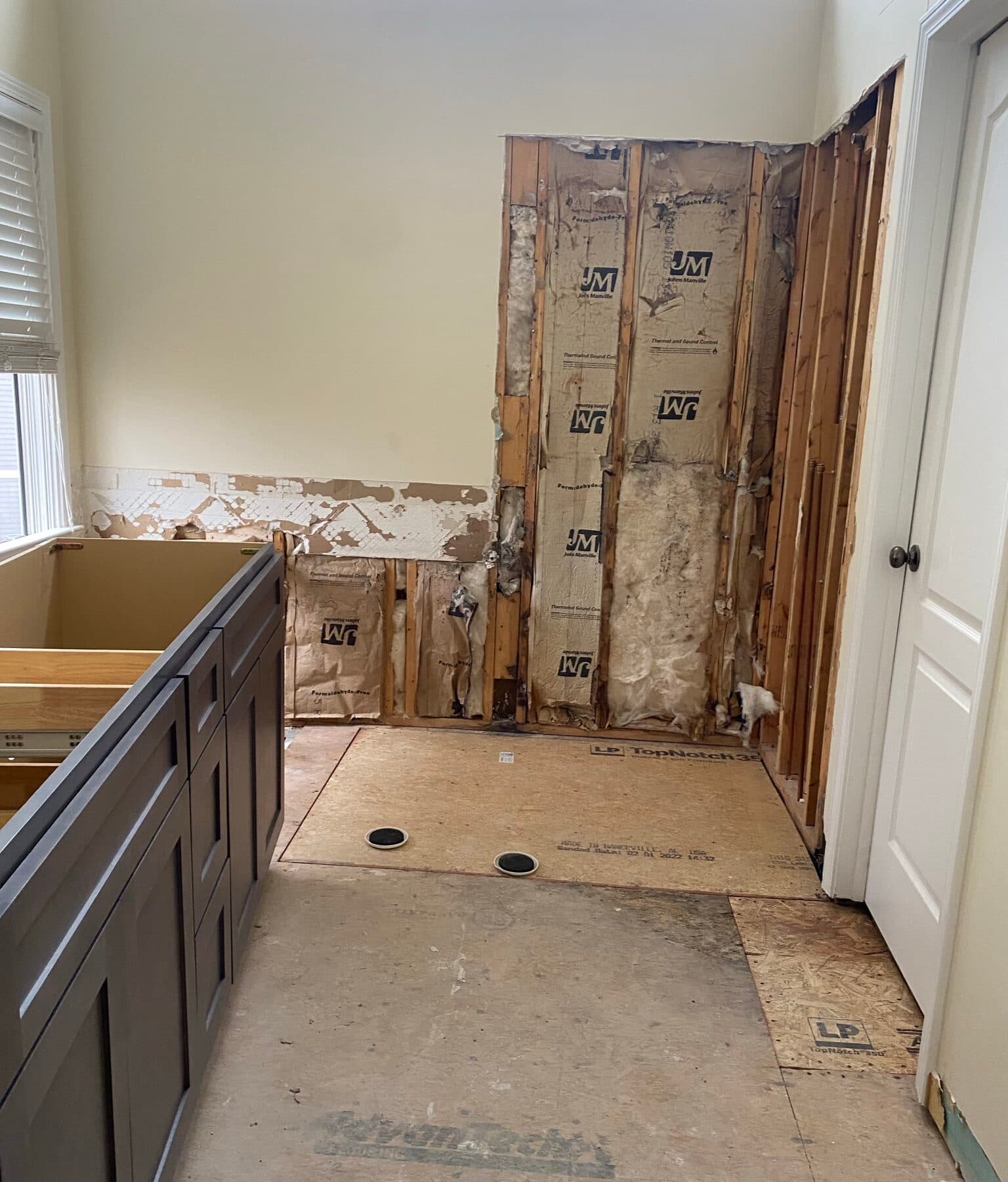 Bathroom remodel - Image 4