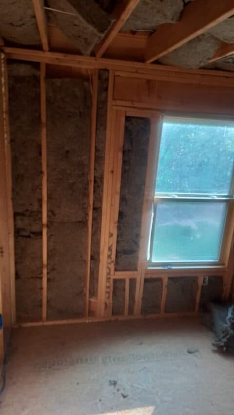 Drywall, insulation and doors - Image 2