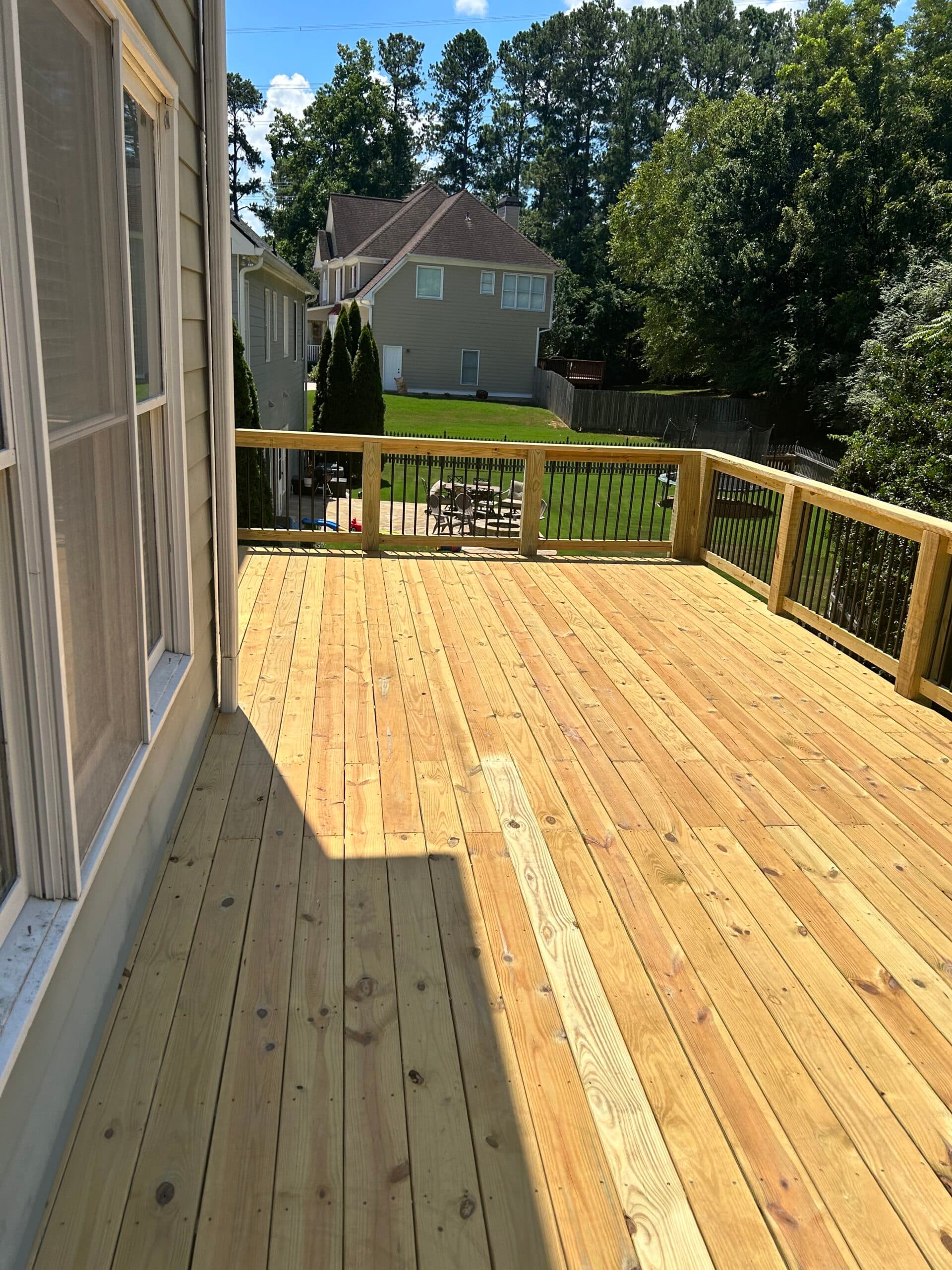 22x16 deck and concrete pad - Image 6