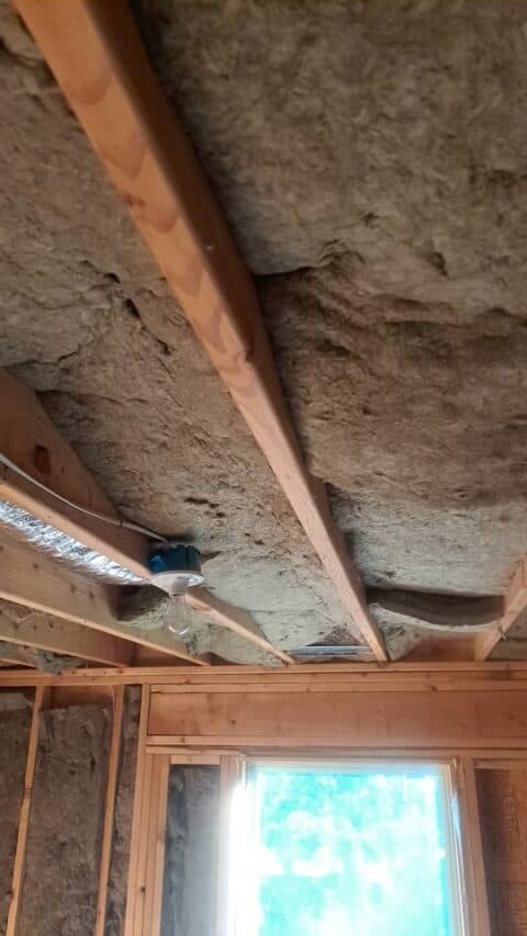 Drywall, insulation and doors - Image 3