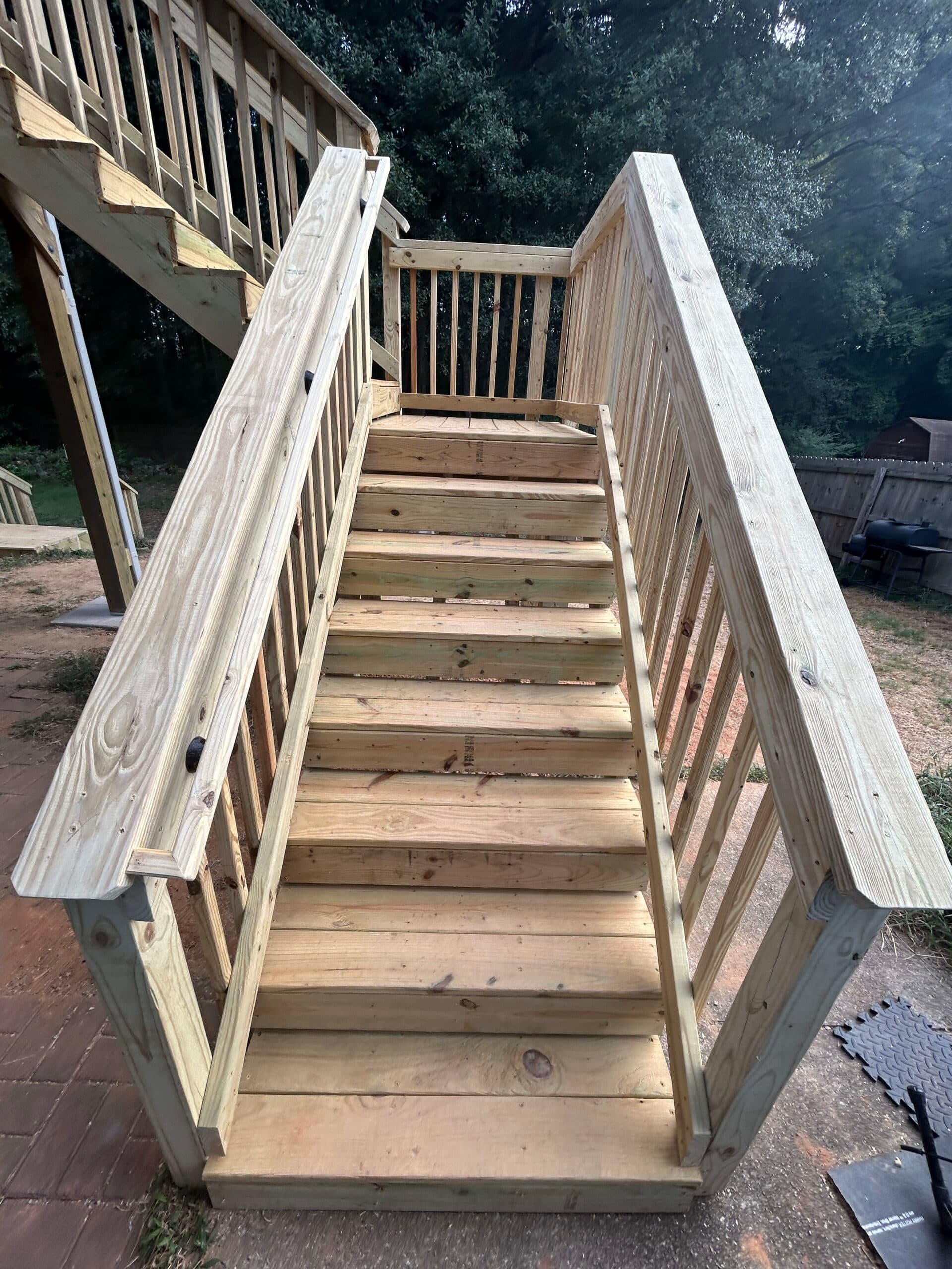 New deck with gable roof - Image 5