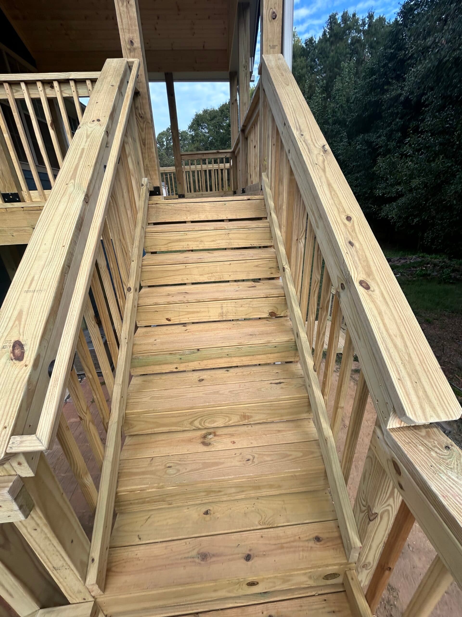 New deck with gable roof - Image 6