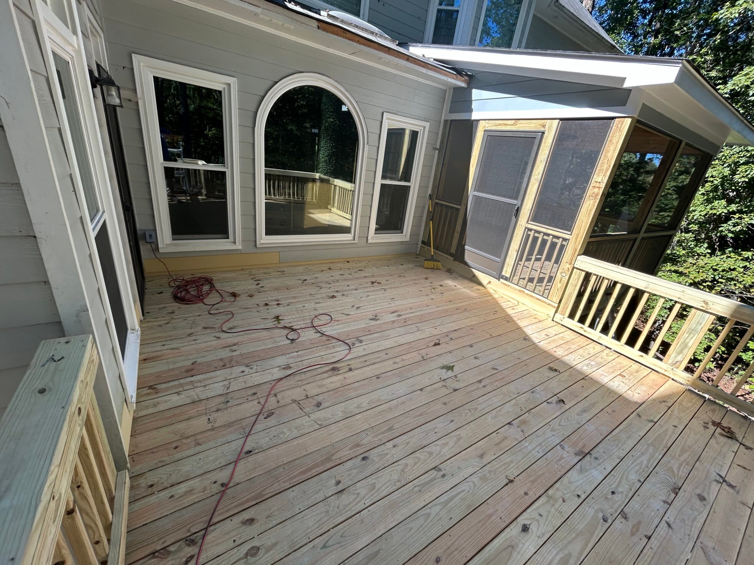 15x18 and 13x15 decks. Built shed roof and screened in 13x15 area - Image 7