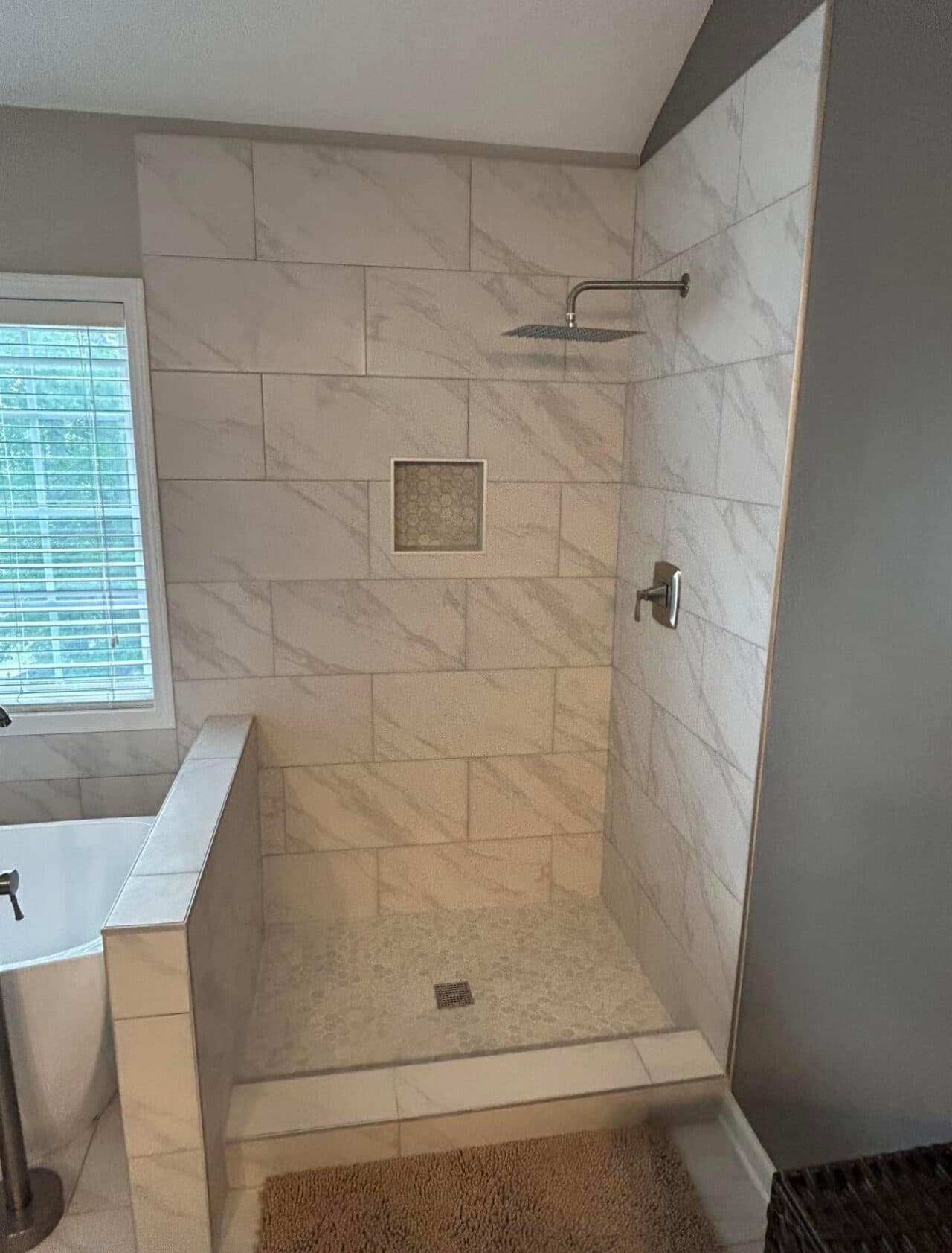Bathroom - Image 6