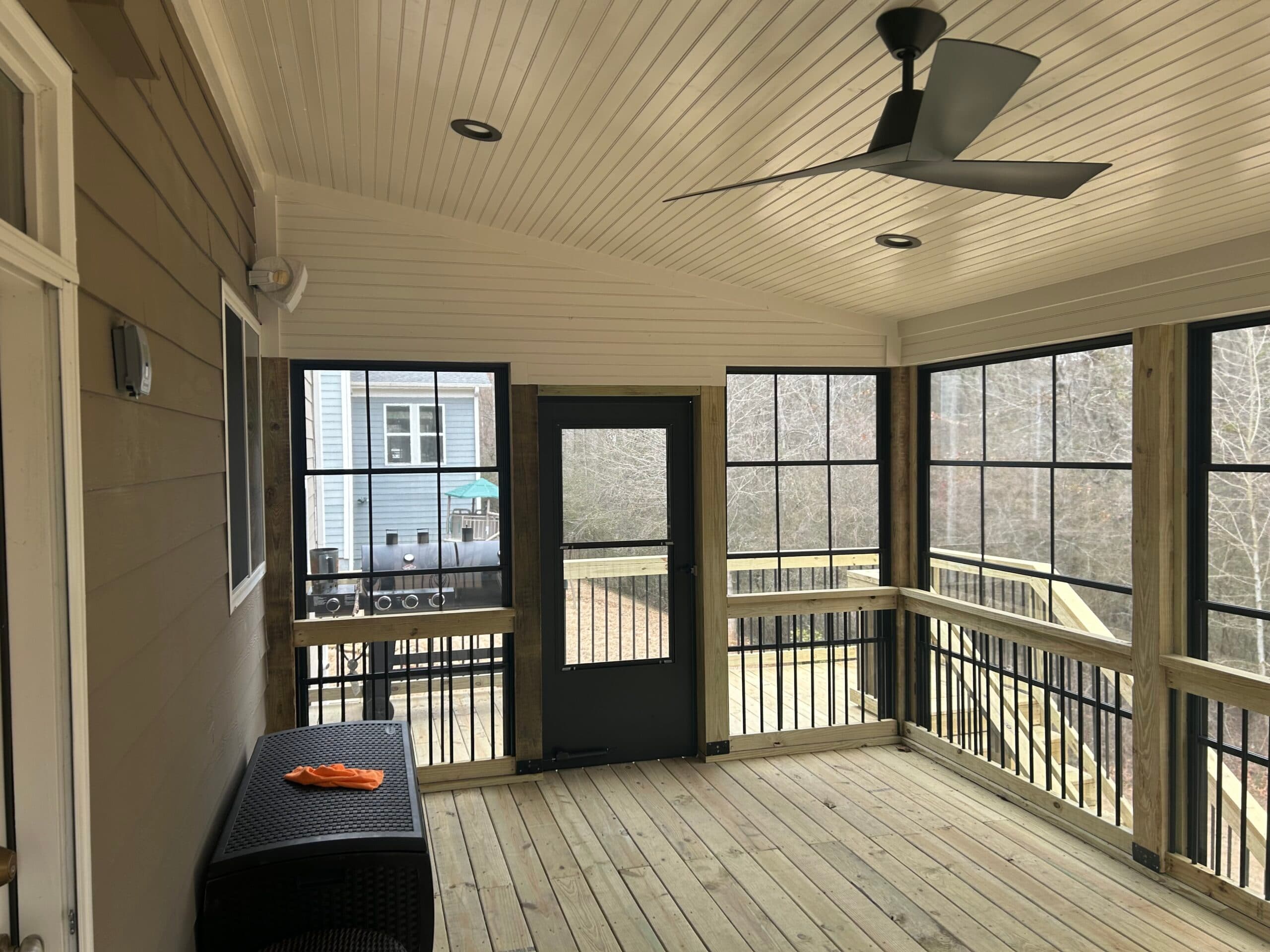25x12 deck, 19x12 covered area with EZE Breeze windows - Image 6