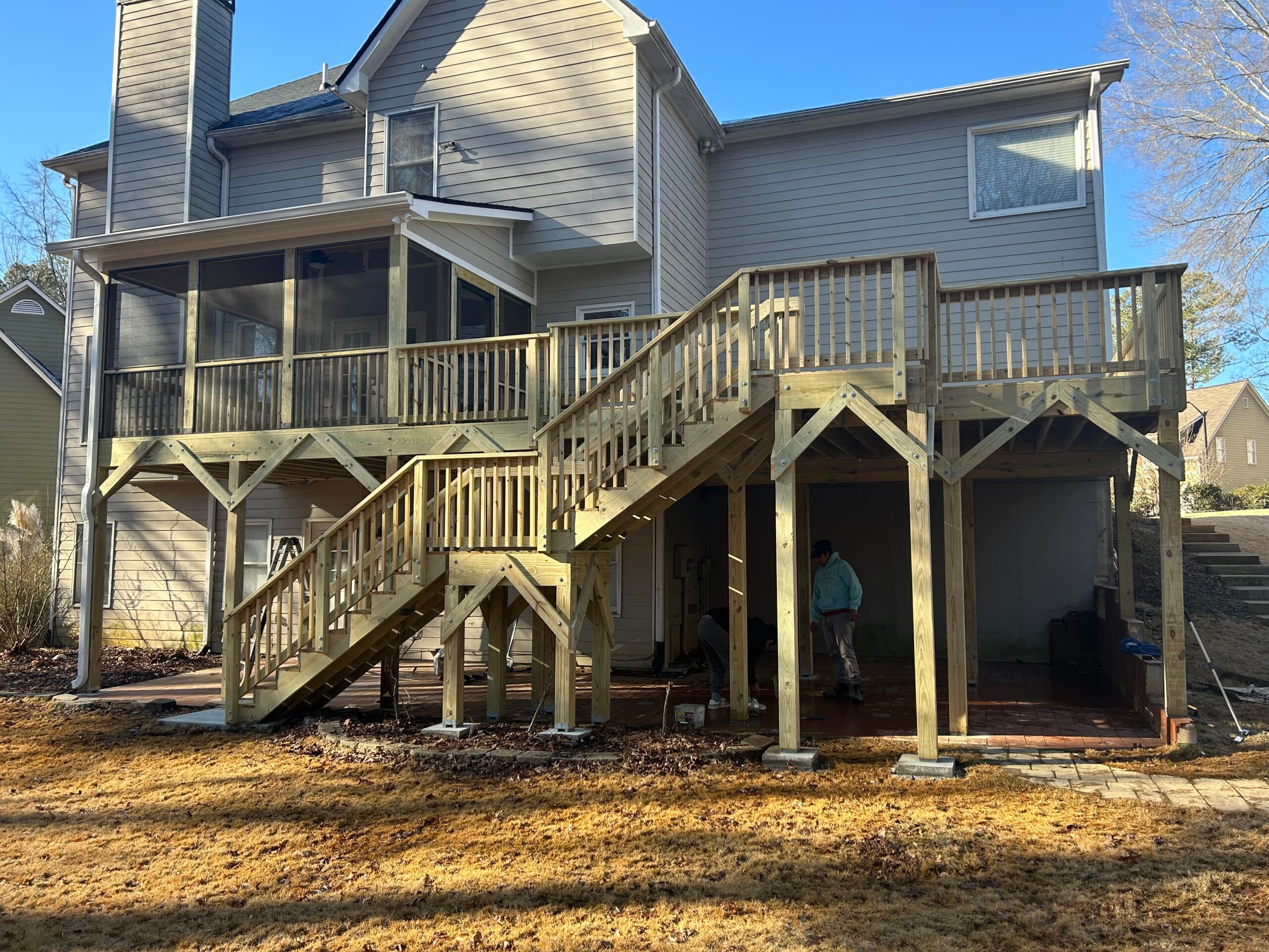 21x11 and 20x20 decks. 15x11 screen porch. - Image 4