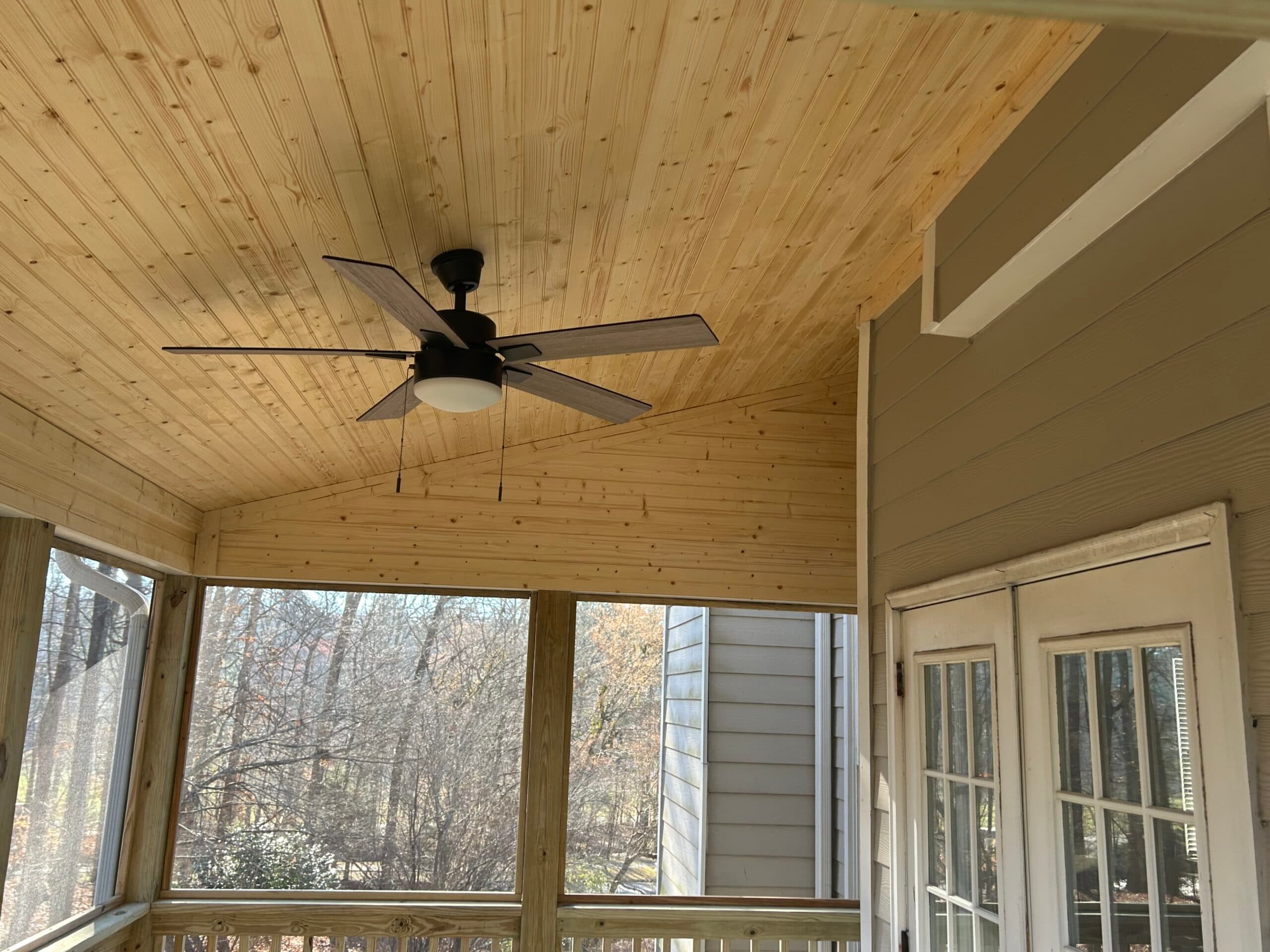 21x11 and 20x20 decks. 15x11 screen porch. - Image 9