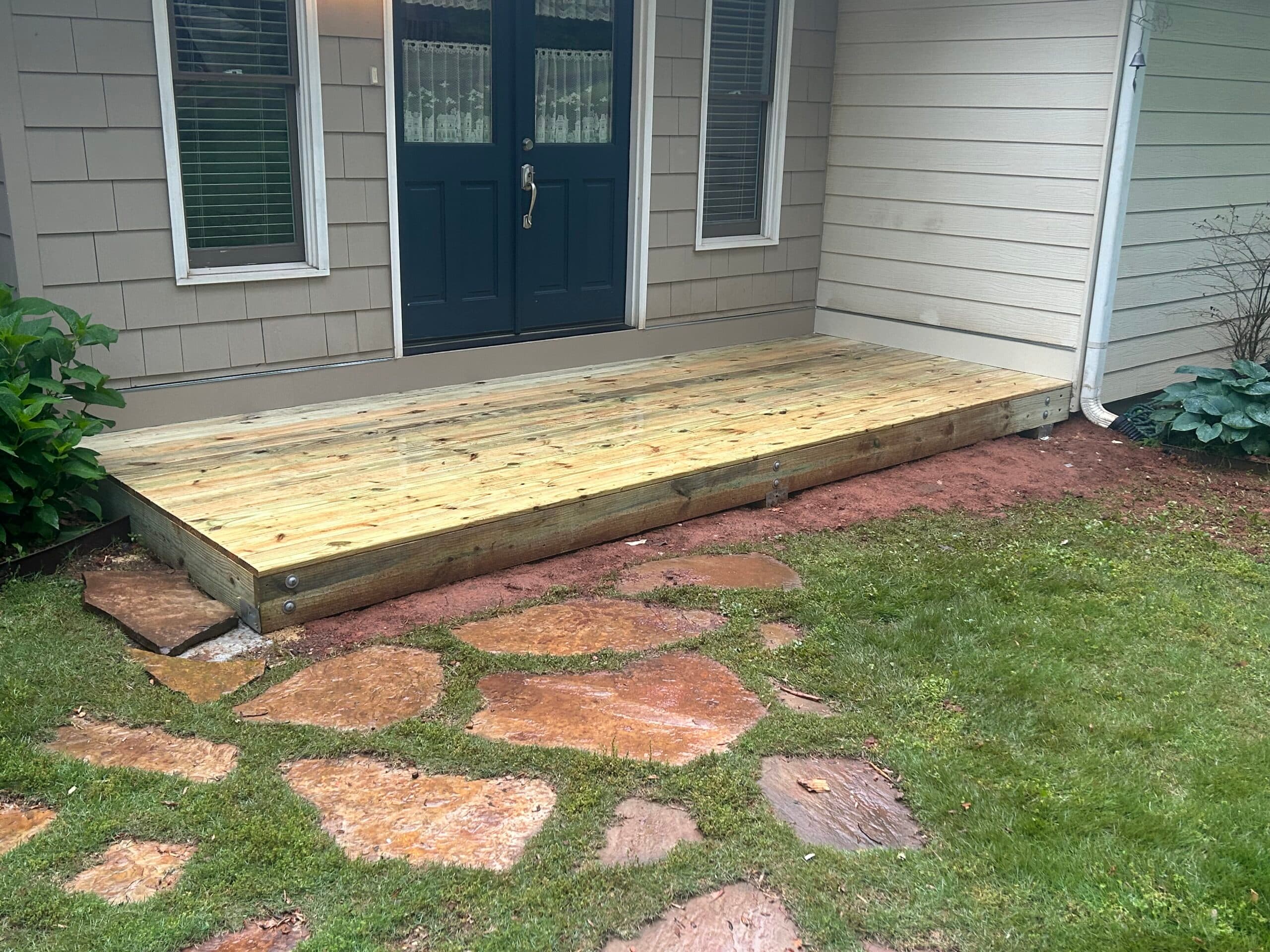 39x12 back deck and 16x6 front porch - Image 2