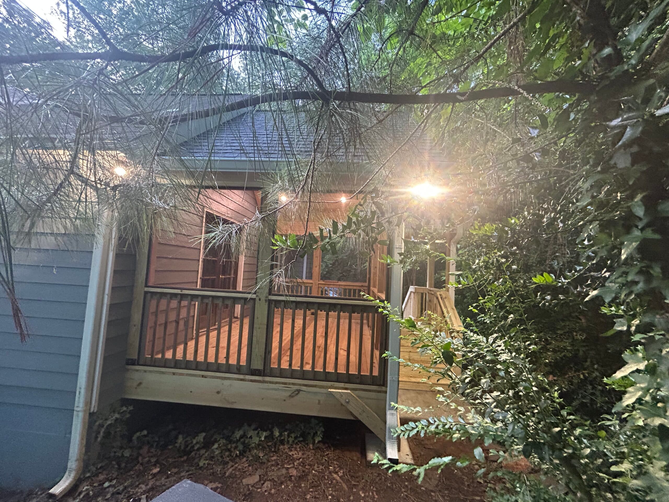 14x10 and 5x5 back deck. 14x10 screen porch - Image 7