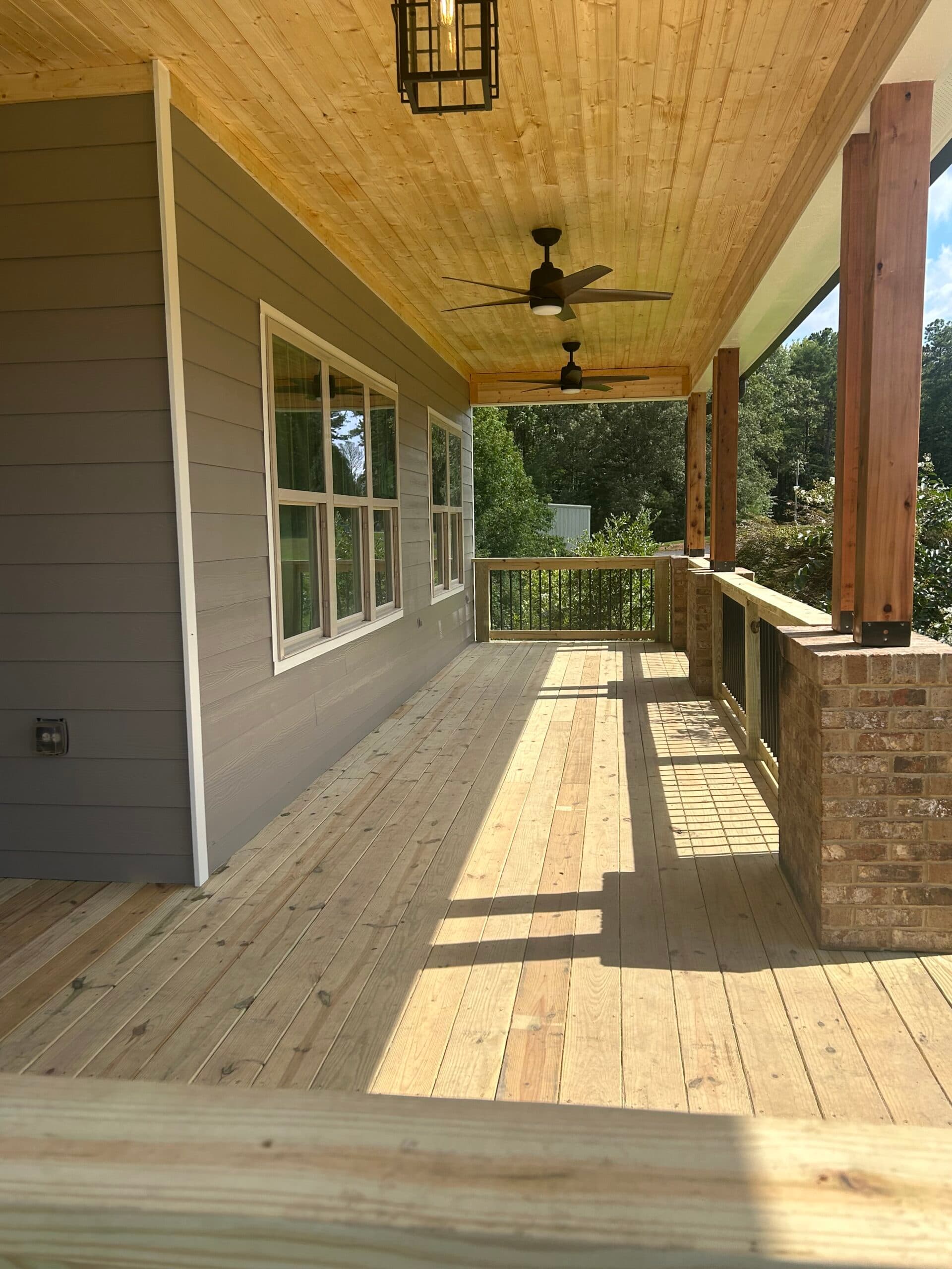 Front porch - Image 4